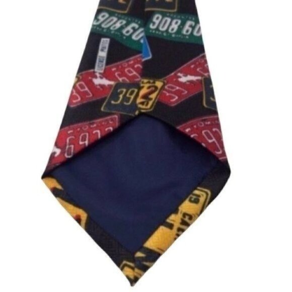 A. Rogers novelty tie “ license plates “ Themed Men’s Tie - Picture 5 of 6